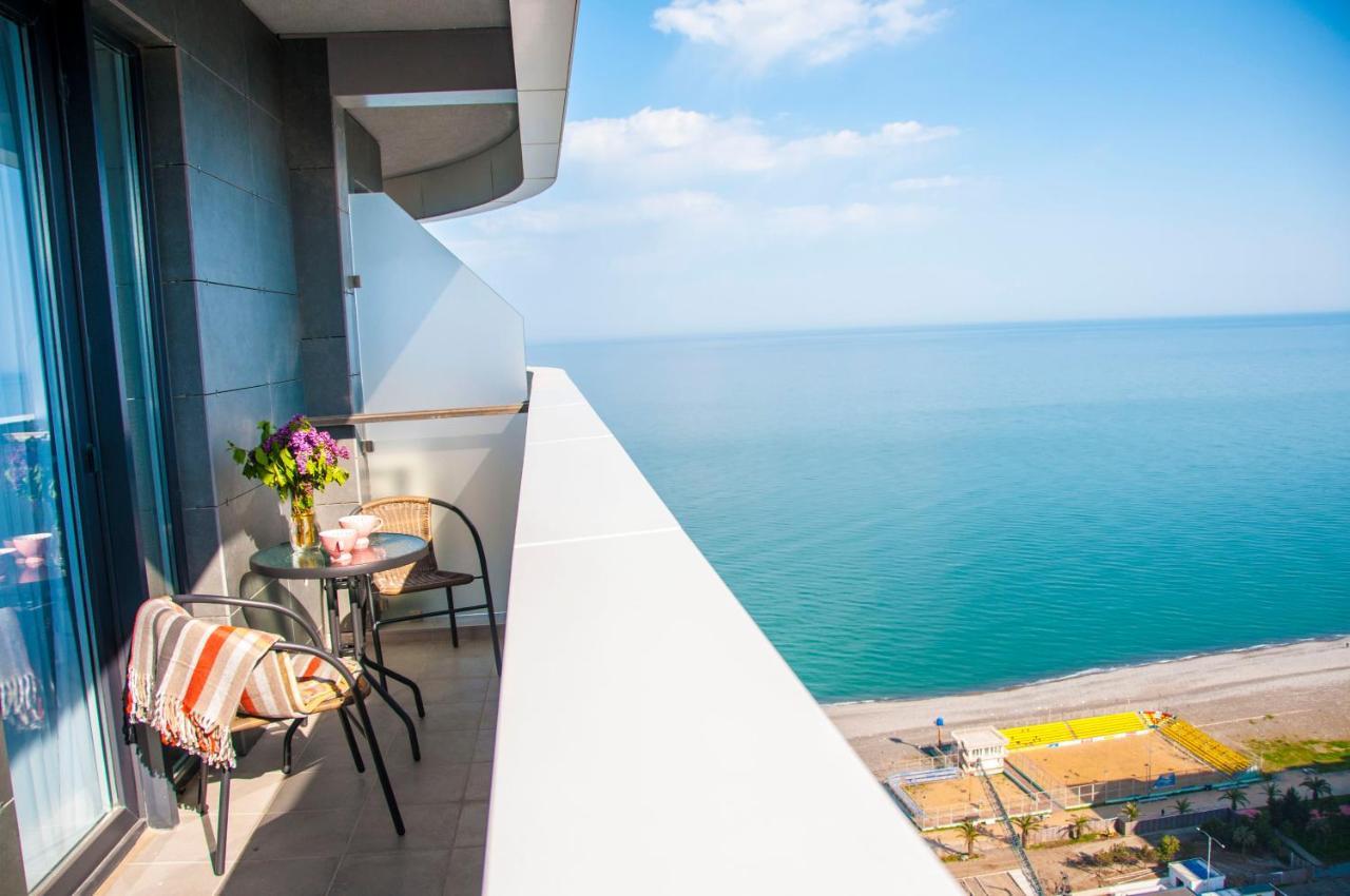 Sea View Apartment Near To The Dancing And Music Fountains 바투미 외부 사진