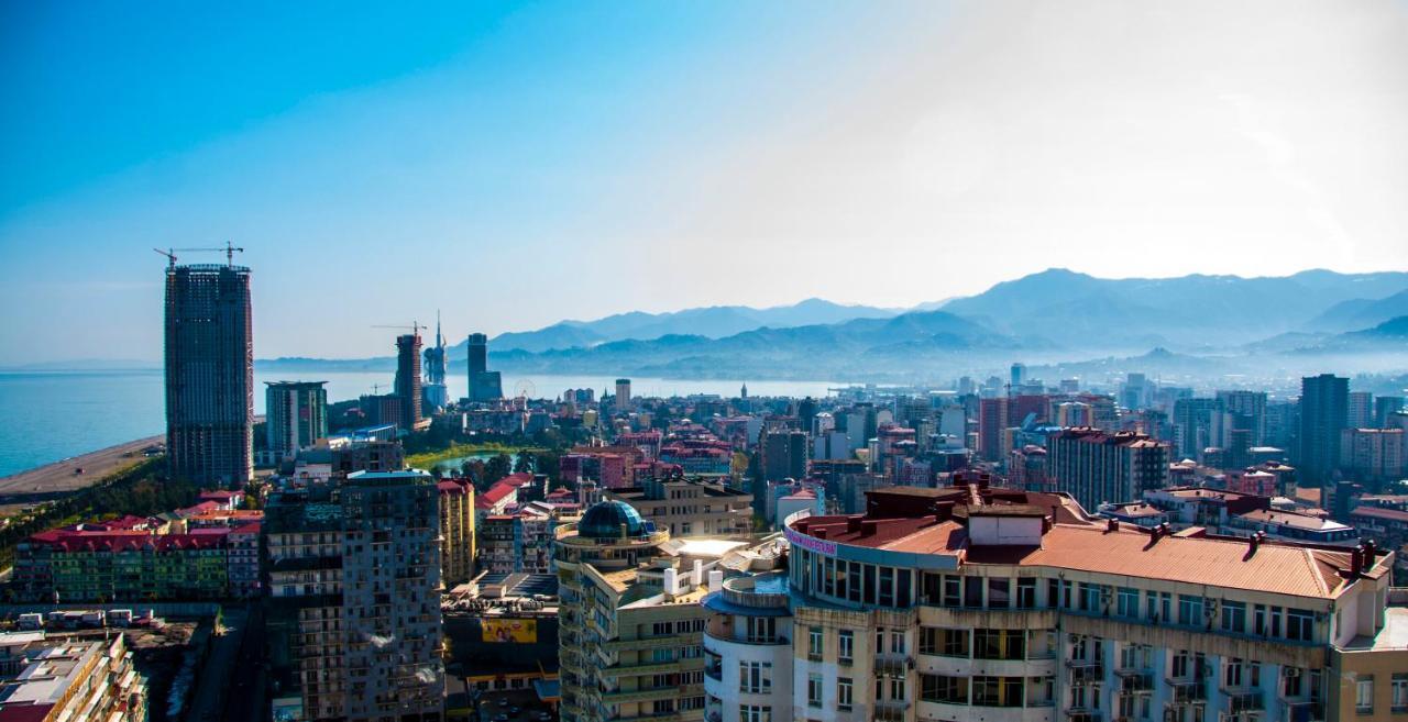 Sea View Apartment Near To The Dancing And Music Fountains 바투미 외부 사진