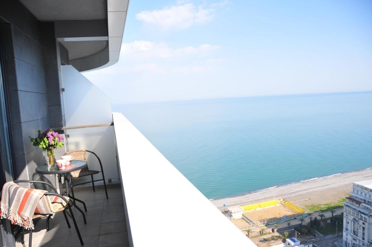 Sea View Apartment Near To The Dancing And Music Fountains 바투미 외부 사진